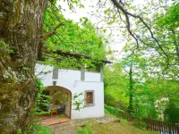 Holiday Home with Shared Pool - Park Yeri