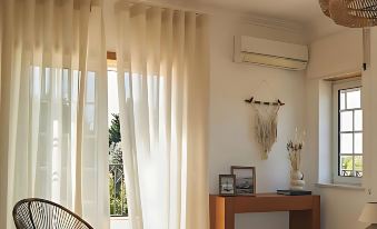 Villa Monte Das Oliveiras with Private Pool