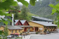 Byrkjedalstunet Hotell Hotels in 