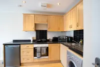 1-Bedroom Apartment with Balcony, Hoddesdon