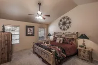 Cowboy Cabin - Barer