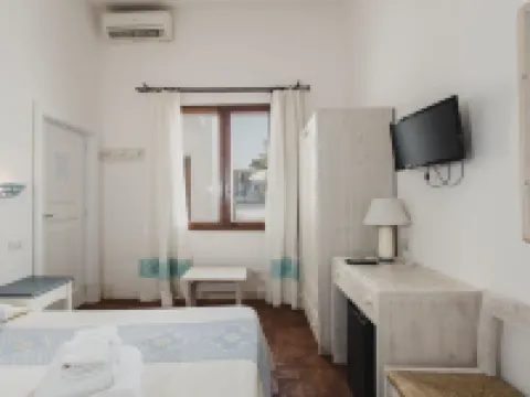 リゾート フィオール ディ サルデーニャ ポザーダのホテル