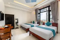 Rockmouse Centre River Villa Hoi An