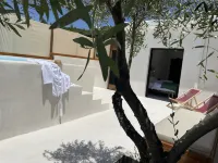 Rustic Hill Private Pool Suites Hotels in Ditiki Mani