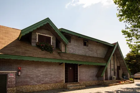 Pousada Alto Da Boa Vista Отели рядом с достопримечательностью «Casa - Chalé Condomínio Estância das Águas Claras»