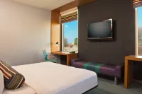 Aloft Chesapeake Hotels in Chesapeake