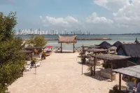 Amalife Beach Club & Hotel - Пляж