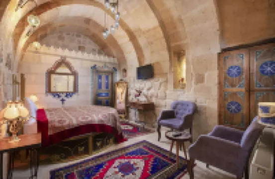 卡爾納洞穴酒店