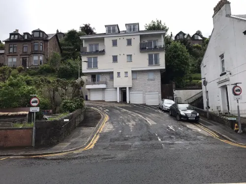 Beautiful 3-Bed Apartment in Gourock - 3-Star
