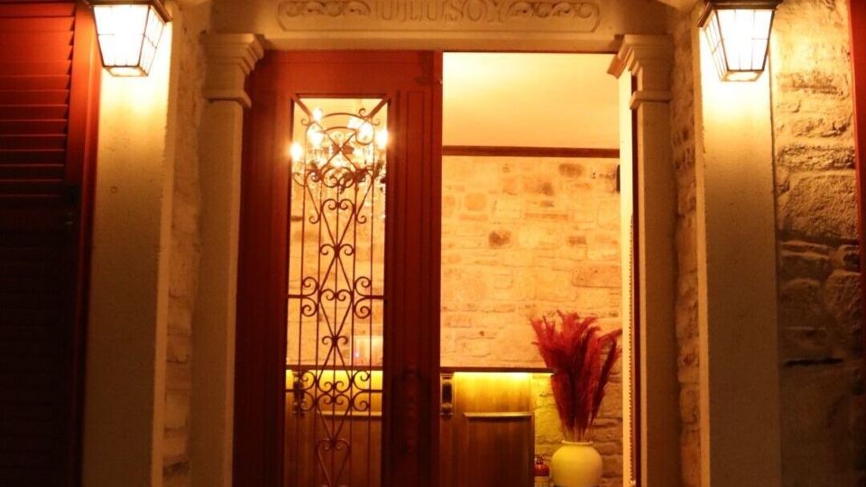 Dionysos 1789 Boutique Hotel