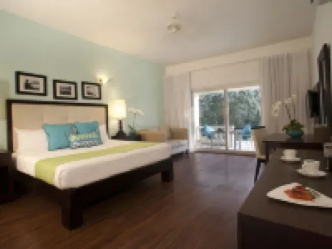 Sandy Haven Resort โรงแรมในเนกริล