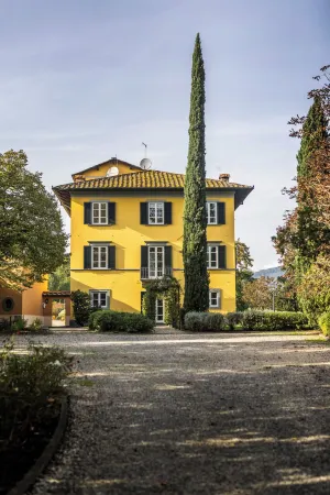 Villa Pacini - Just 1,8 km Outside Lucca Wall - Pool