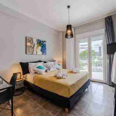 Bijou Apartment in Glyfada Center Rooms