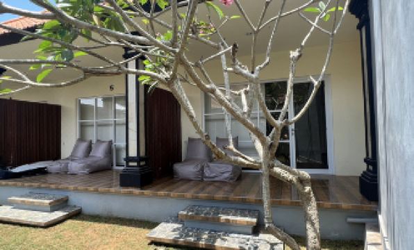 LoTide Surf Camp Uluwatu