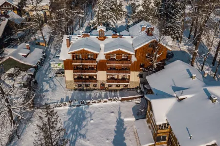 Hotel Batory Отели рядом с достопримечательностью «Pieniny»