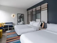 Aloft Austin South Hotels near Garrison Park
