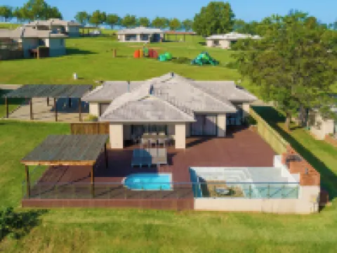Cayley Mountain Resort Hotels in Uthukela DC