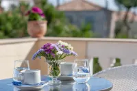 Mimoza Hotels in Spetses