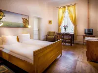 Chopin Boutique Hotels near Ujazdowski Park