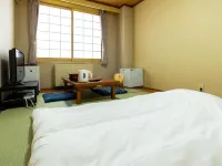 Lake Inn Hotels in Shintoku