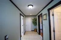 Cozy studio located near New York City Hotels in West Orange