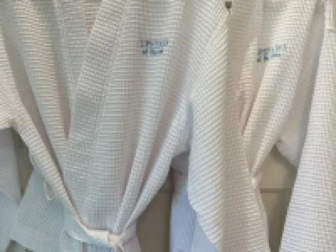 Downtown 2nd Floor Apartment with Dramatic Lake Views. Hotels in Petoskey