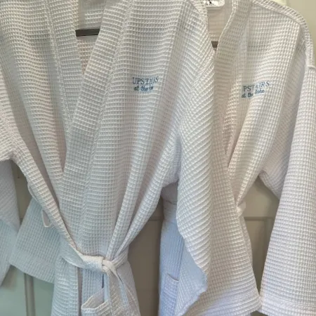 Downtown 2nd Floor Apartment with Dramatic Lake Views.