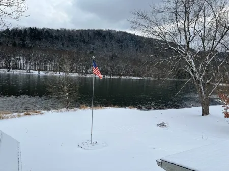 Allegheny River House