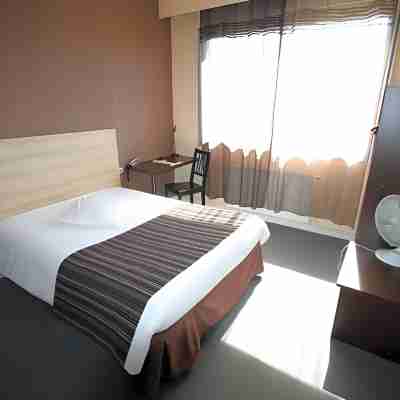 Adonis Lyon Est Hôtel Artys Rooms
