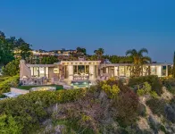 Spectacular Retreat - Modern Muse with Stunning Views