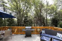 Inside Out Cottage Nature|Cozy|Romantic Hotels in Lake Arrowhead