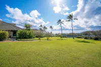 Private Condo w/ Amazing Sunset View, Shared Pools/Hot Tub - Walk to Beaches