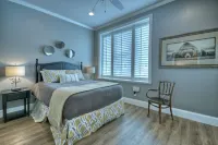 Luxury Amenities and Rooftop Terrace - Stunning Downtown Escape