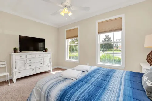 Gated Community with Golf Courses and Kitchen Amenities - Stunning Oasis Hotels in Reunion