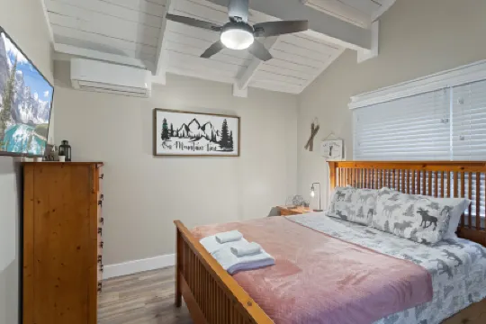 Cozy Mountain Escape with Game Room and Fire Pit - Inviting Bungalow