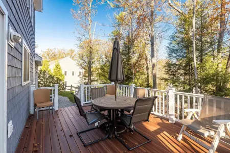 Modern Kitchen and Cozy Fireplace - Gorgeous Spacious Haven