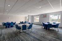 Holiday Inn Express & Suites BOYNTON BEACH WEST by IHG - breakfast