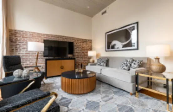 2BR Luxury Stay & Stunning City Views | The Mayfair 酒店