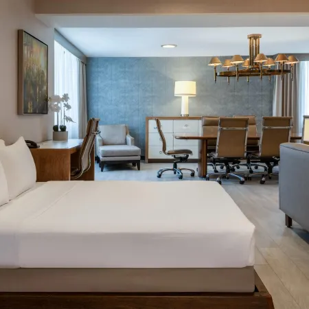 Wyndham Indianapolis Airport