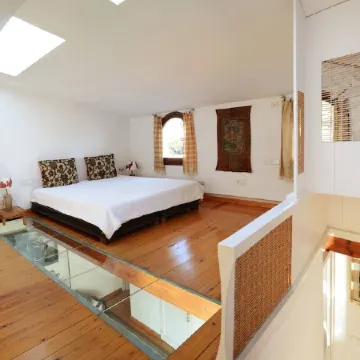 Designer house with parking and panoramic views