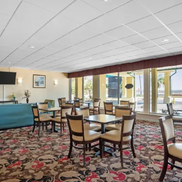 Quality Inn & Suites Near Lake Eufaula