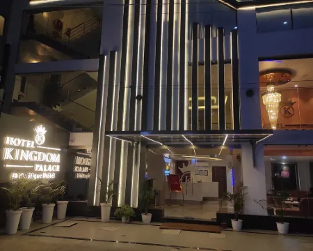 Hotel Kingdom Palace โรงแรมในจอร์ฮัต
