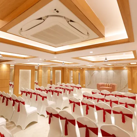 Hotel Sarc Inn
