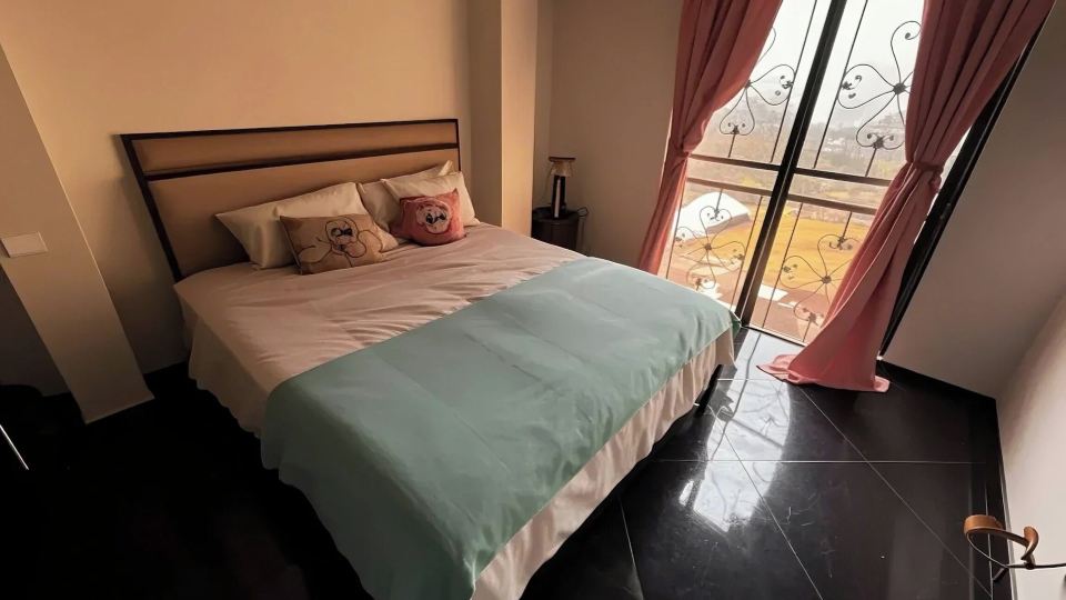 Aparta Suites Torre de Prado