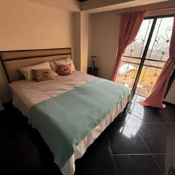 Aparta Suites Torre de Prado Отели рядом с достопримечательностью «Научный музей Explora Park»