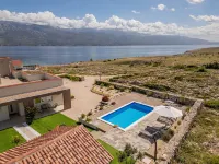 Villa Mareni ZadarVillas - Pools