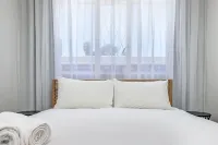 116 Illovo Mews Studio - 2-Star