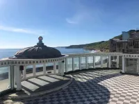 Harcourt Place - Beach