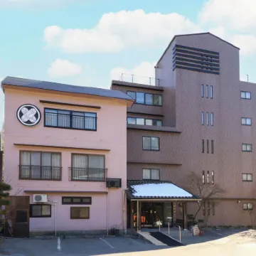 Kakeyu Onsen Kutsurogi No Yado Kuroiwa Ryokan Hotel dekat Kuil Chuzen