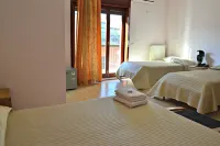 Hotel Acquaplanet فنادق في Paterno